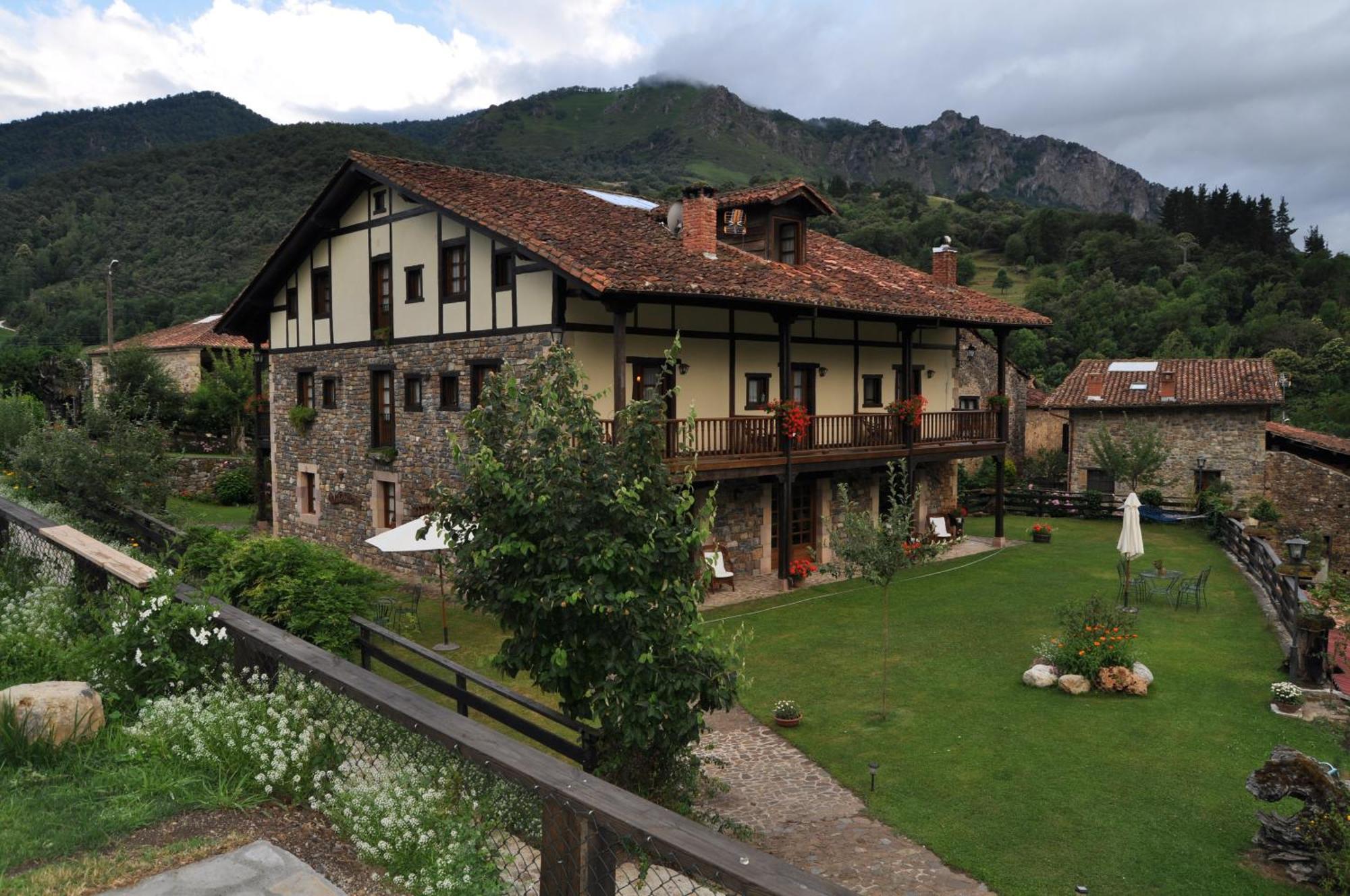 Posada San Pelayo Camaleño Exteriör bild